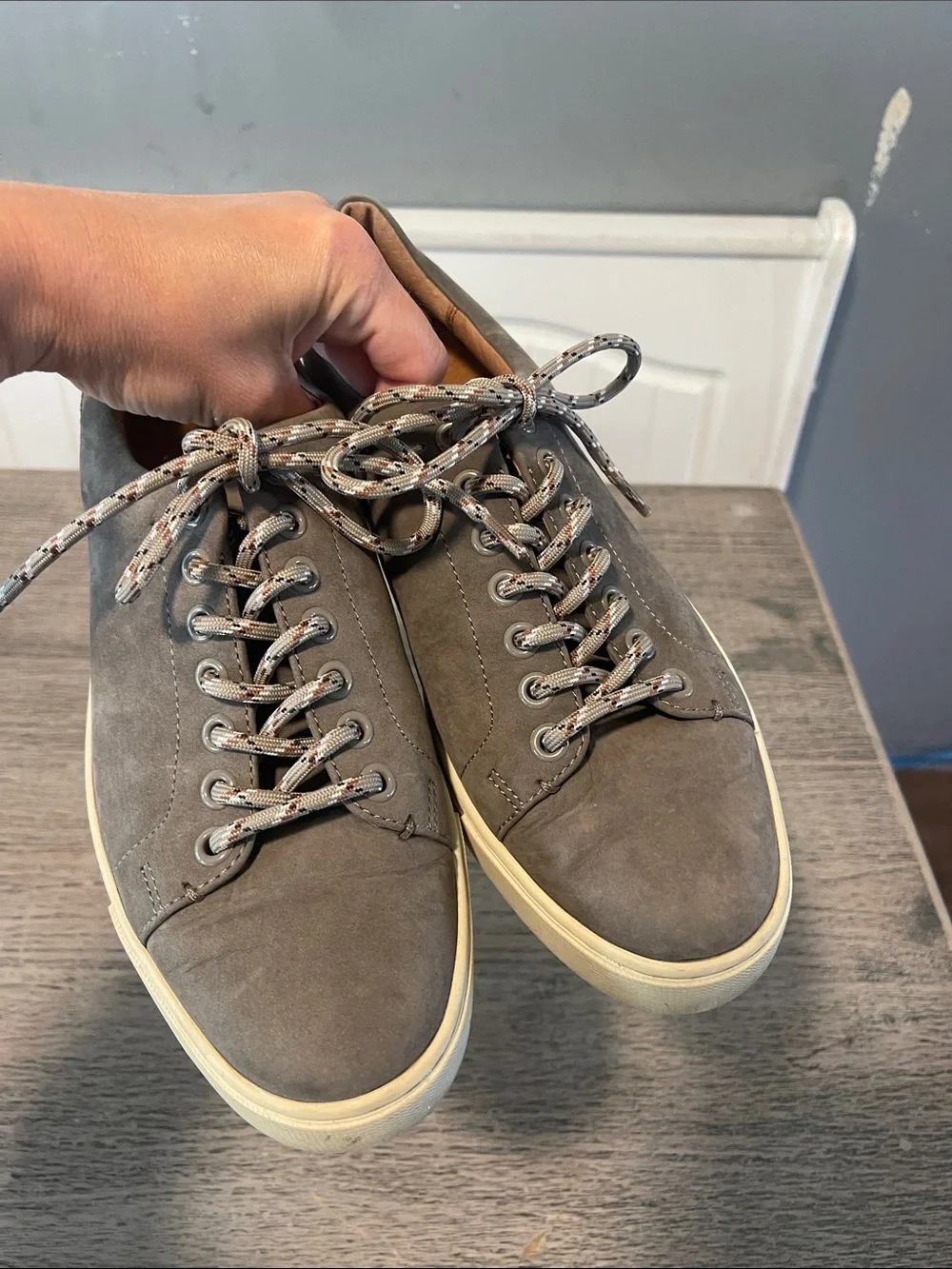 Frye‎ Ivy Hiker Leather Sneaker Women's Size 8.5